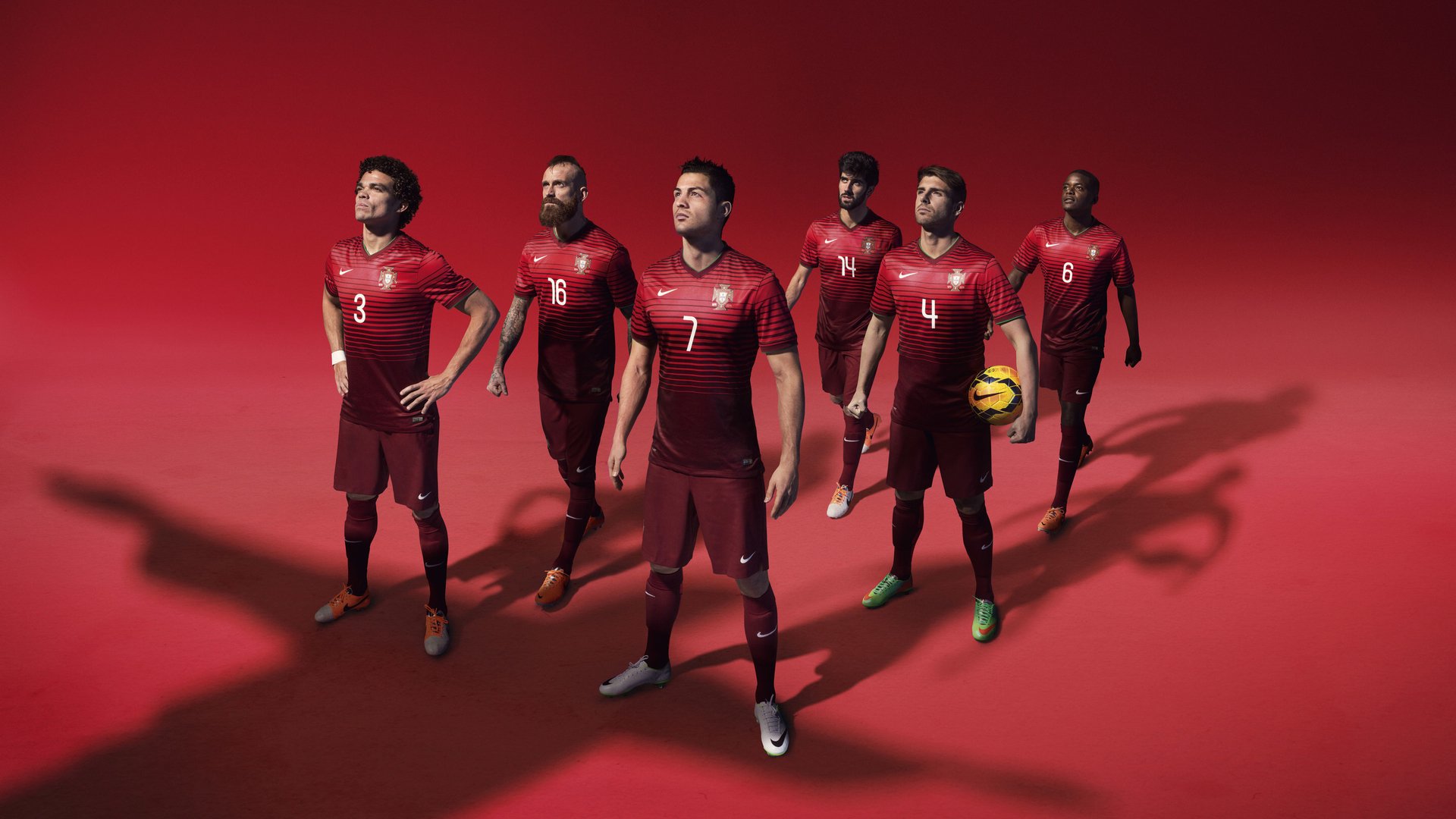 中国足球青少年培训课程引入球场战术模拟，中国足球青少年训练大纲