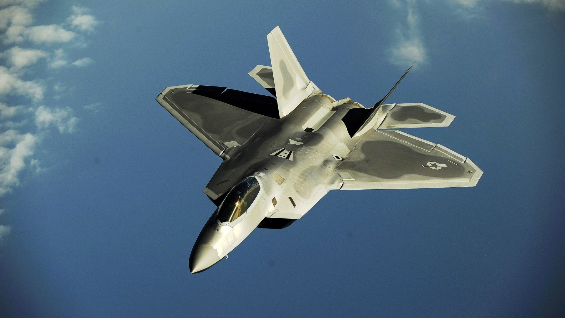 字母哥失误频发雄鹿伤病名单更新,字母哥和雄鹿签了多少年